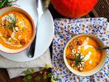 Soupe aux courges au lait de coco et curry