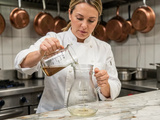 25 cl en litre : astuces de chef pour adapter toutes vos recettes