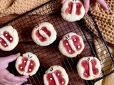 De mignons papillons à dévorer pour le goûter : biscuits à la confiture de fraises