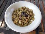 Salade de petits pois, pois chiches et quinoa