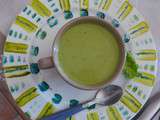 Soupe froide de petits pois à la menthe