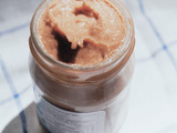 Smooth homemade peanut butter