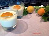 Panna cotta à la fleur d'oranger et abricots rôtis