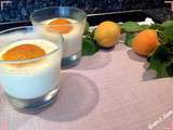 Panna cotta à la fleur d'oranger et abricots rôtis