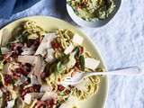 Linguine au pesto de brocoli, basilic et noisettes