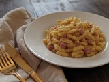 Spätzle gratinés au Munster, jambon et crème : le plat réconfortant venu d’Alsace