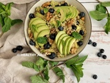 Salade de quinoa, avocat et myrtilles #vegan