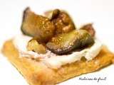 Toasts biscuités figues, miel et noix