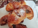 Croissants briochés à la crème de pistache