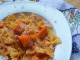 Farfalle au potimarron et tomates