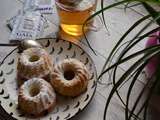 Petits gâteaux aux raisins et aux amandes