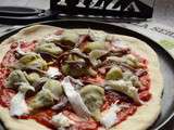 Pizza aux artichauts et anchois