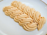 Ganache montée au caramel légère : sans chocolat blanc