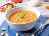 Délicieuse recette de mamie, la soupe de potimarron aux épices et lait de coco