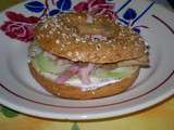 Bagel Lardons,Champignons et Concombres