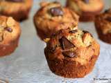 Muffins à la banane, beurre de cacahuète & chocolat