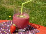 Smoothie betteraves, fraises et kiwis