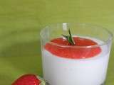 Bavarois de fromage blanc au coulis de fraises