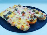 Tartines béchamel, jambon, champignons