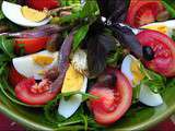 L’été le soleil la mer et la « véritable salade niçoise «