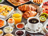 Petit Déjeuner : Origines et Traditions à Travers le Monde