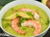 Soupe de courgettes à l’avocat et crevettes