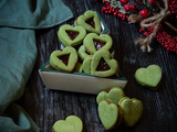 Bredele au thé Matcha et à la confiture de framboise