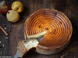 Tarte au fromage blanc et aux poires pochées aux épices