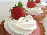 TarTeLeTTeS Au STRaWBeRRy CuRd & CHaNTiLLy