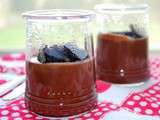 Petits pots de crème au chocolat, gelée de café (recette Valrhona)