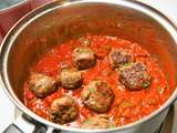 Beef meatballs with spicy sauce