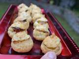 Gougeres au foie gras & figues confites