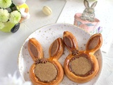 Lapin de pâques feuilleté aux fruits exotiques, au chocolat Dulcey et à la noix de pécan