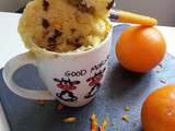 Mug cake orange, pépites de chocolat