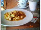 Curry de dinde aux bananes plantain et son lassi à la nectarine blanche