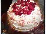 Gateau de Savoie à la chantilly au mascarpone et aux framboises