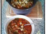 Minestrone à l'italienne (soupe de légumes et pâtes)