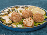 Croquettes de crevettes à la noix de coco, sauce aux cacahuètes