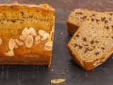 Gâteau du matin à la farine d’épeautre, amandes et pépites de chocolat