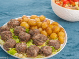 Keftedes aux pommes de terre et salade grecque