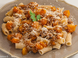 Pâte à la bolognaise et à la courge butternut