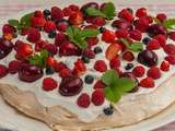 Pavlova aux fruits rouges