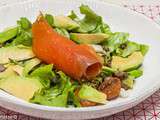 Salade de lentilles à la truite fumée et à l'avocat