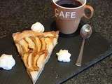 Tarte aux pommes, confiture fraise et poudre d'amandes