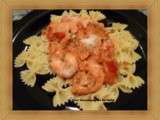 Farfalles aux crevettes, ail et basilic