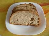 Pain de campagne en tranches