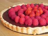 Tarte au chocolat et fruits rouges