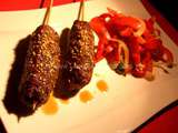 Brochettes de Boeuf au Curry Vert-Salade de Tomates & Poivrons