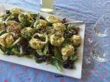 Boulettes de tofu et feta sur salade