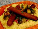 Pommes de terre en purée, saucisses végétales, sauce  brune , choux de Bruxelles